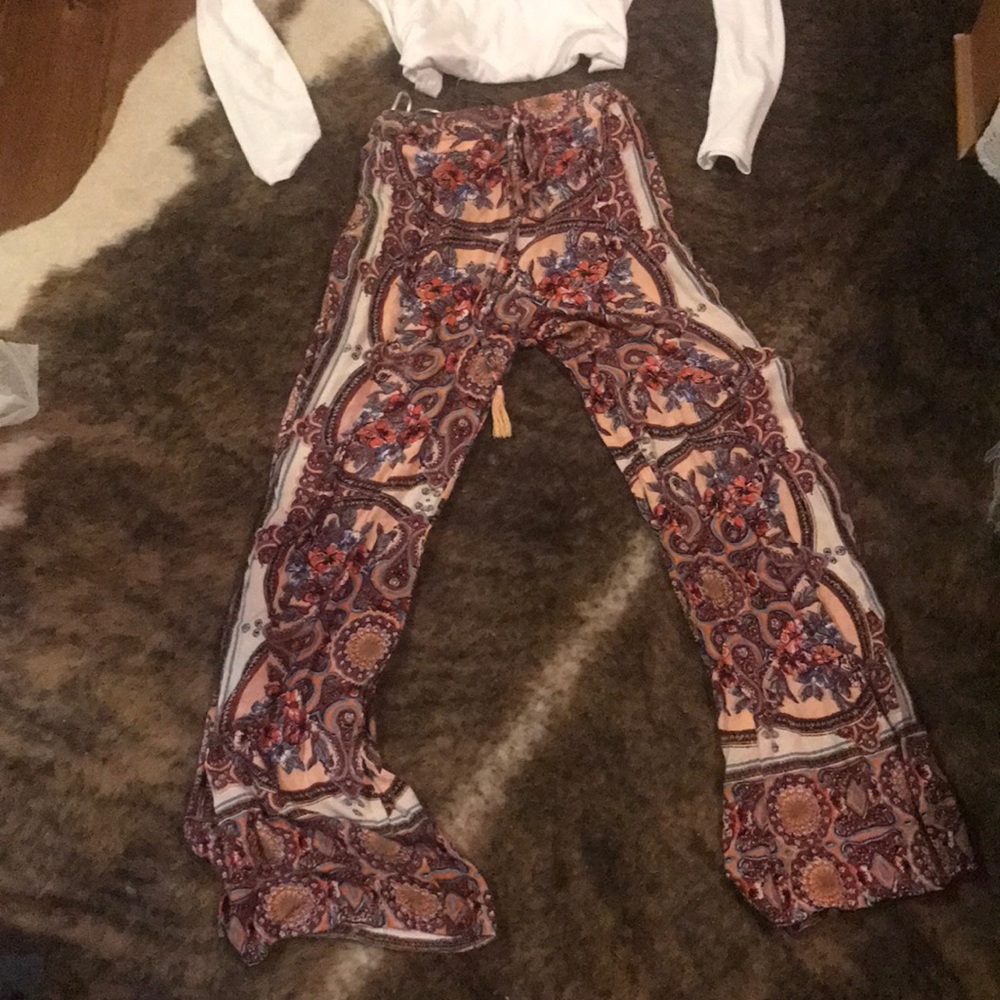 Top and pant bundle - Picture 2 of 4